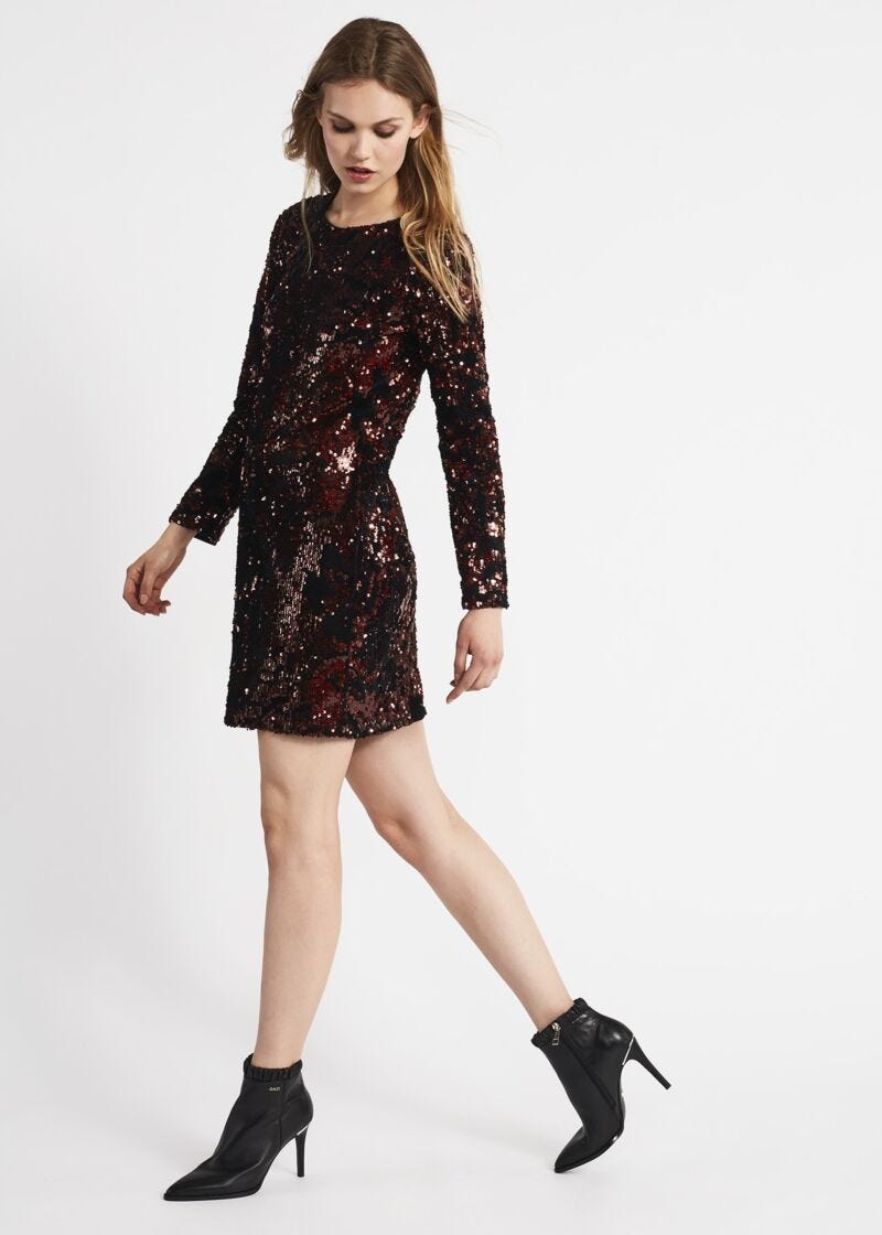 Velvet dress with sequins