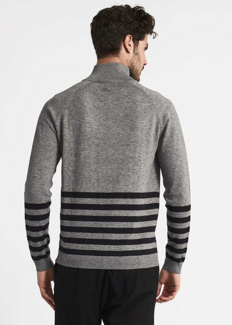 Turtleneck jumper with buttons