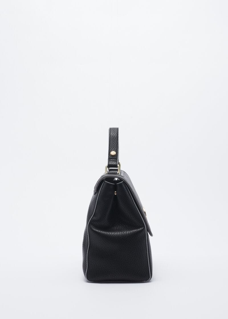 Sac en similicuir avec d&eacute;corations