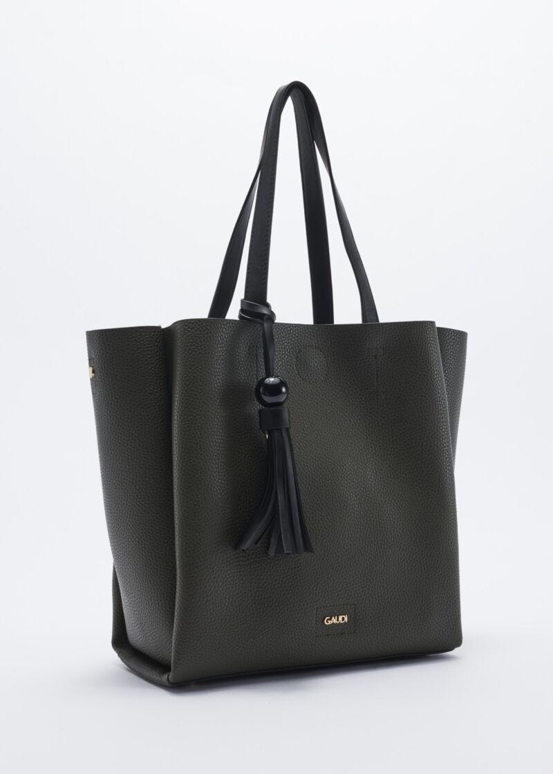 Bag with contrasting colour handles
