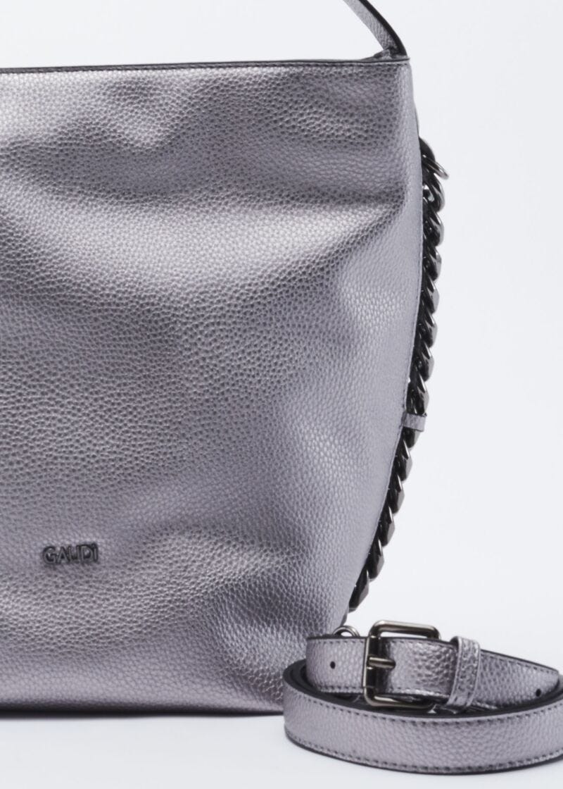 Monospalla con decorazione di catene metalliche