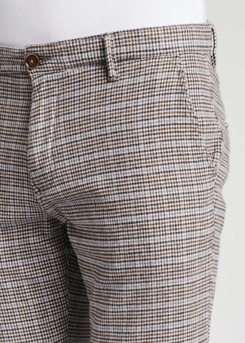 Patterned chinos