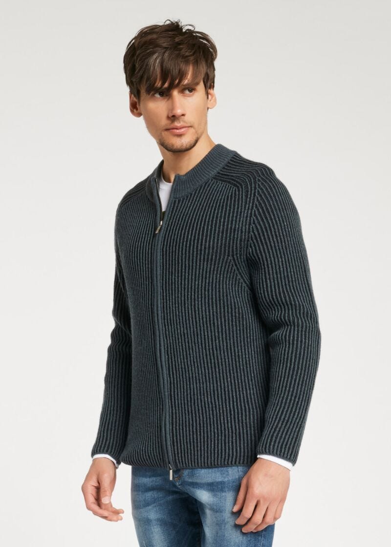 Cardigan with zip