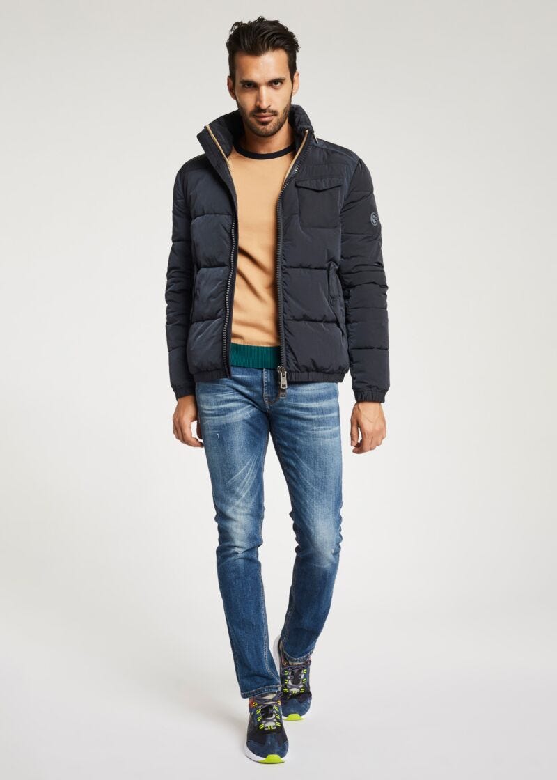 Pull color-block