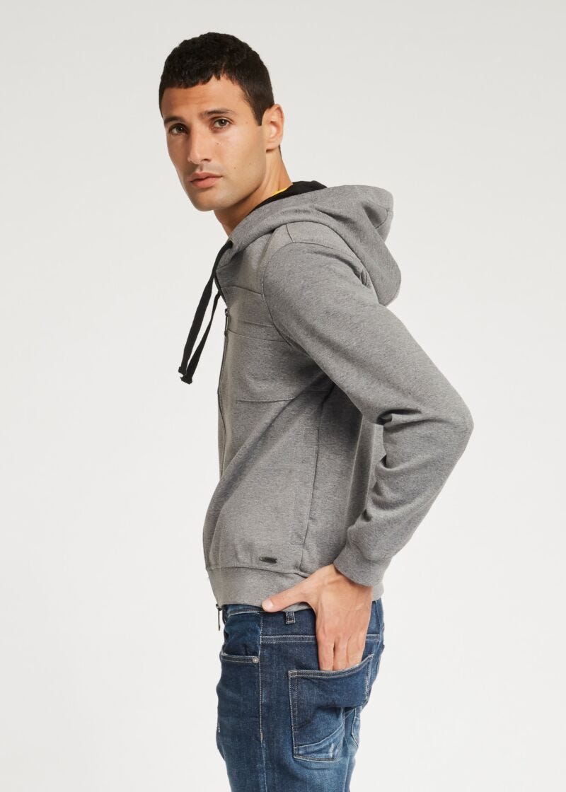 Zipped sweatshirt