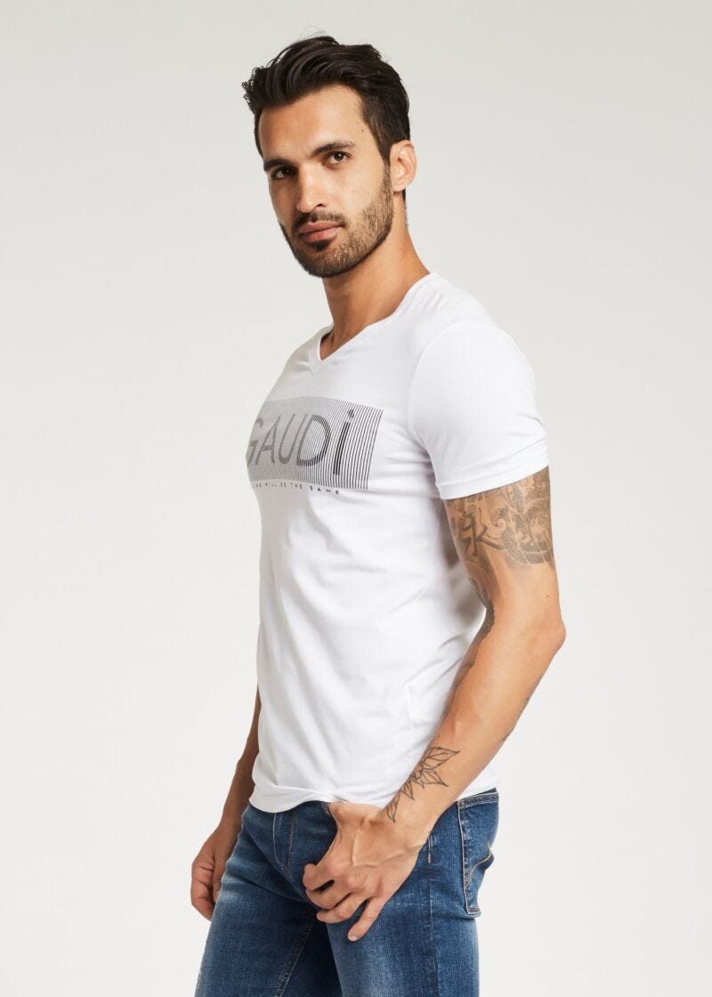 V-neck T-shirt