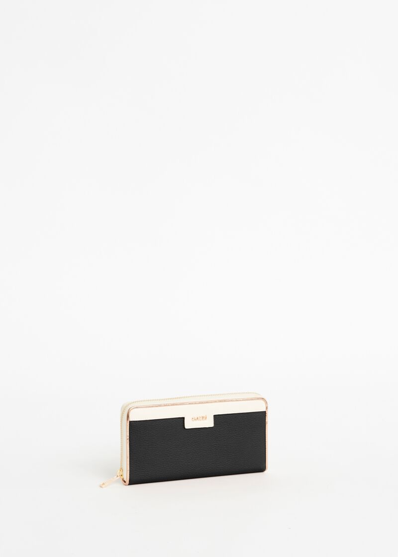 Two-tone wallet 