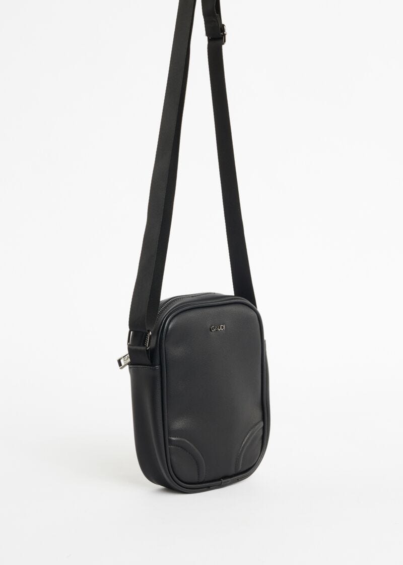 Crossbody with zip 