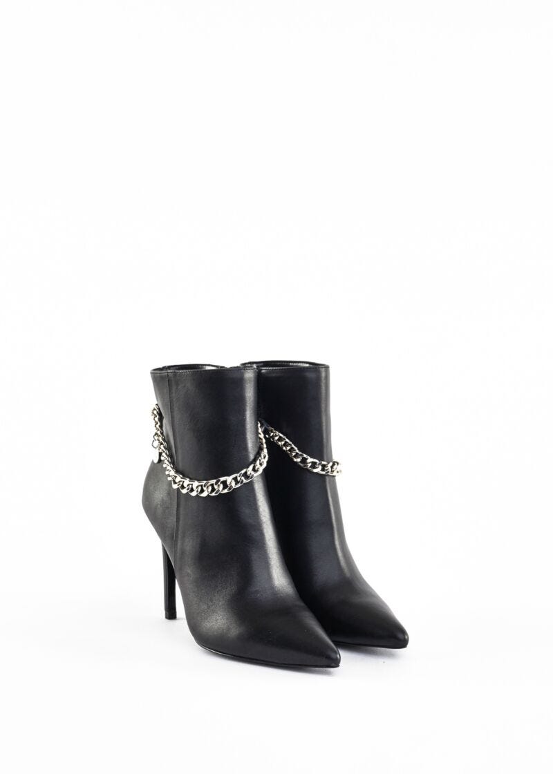 Booties with logo chain