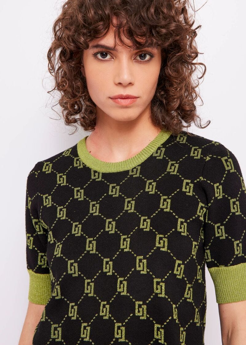 Jumper with jacquard logo