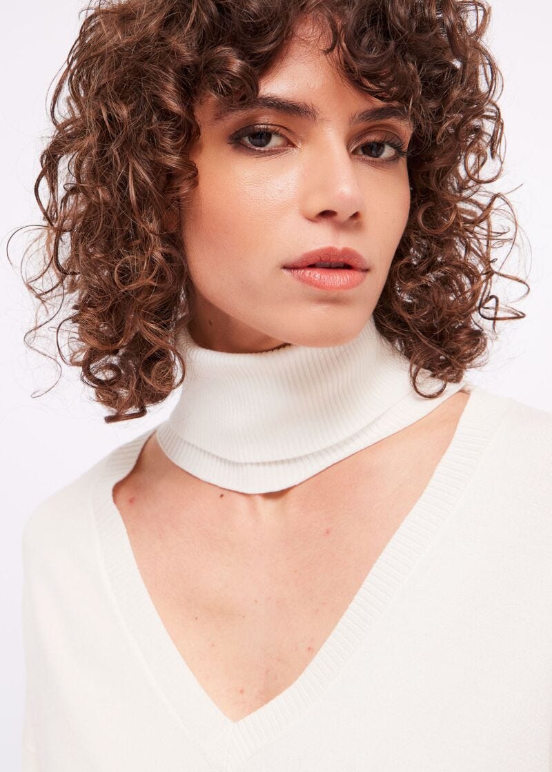 Pull col roulé