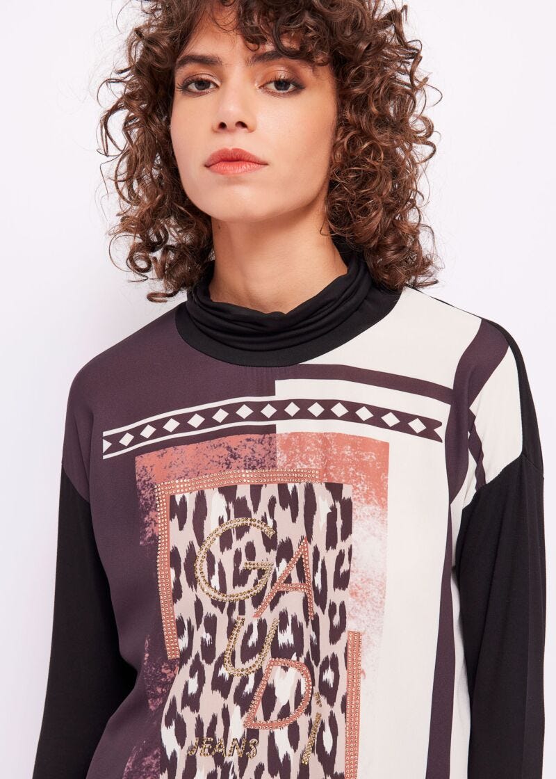 High-neck T-shirt with print