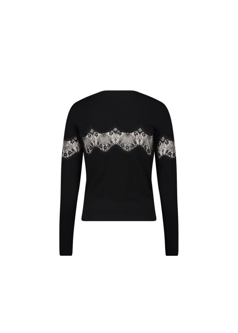 Pull en dentelle