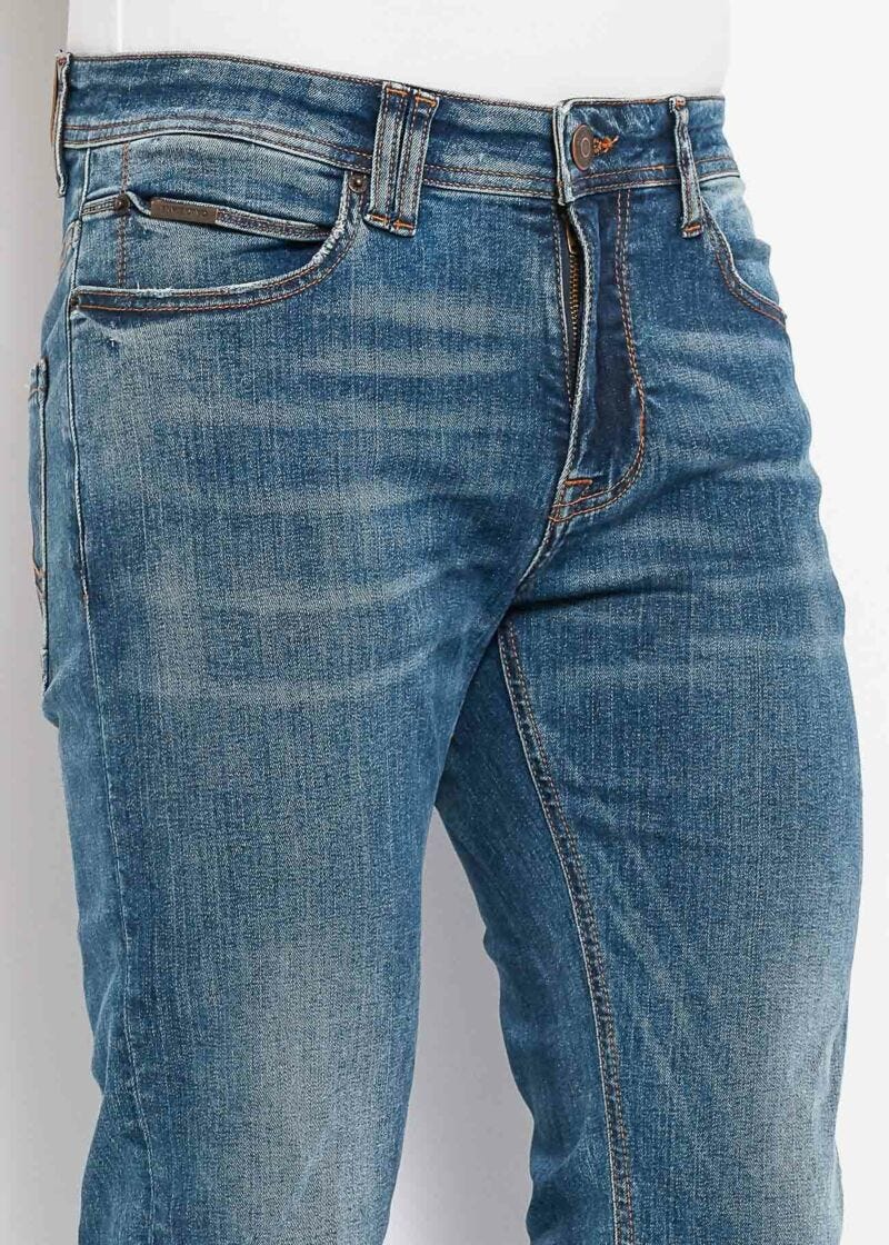 Slim-fit jeans