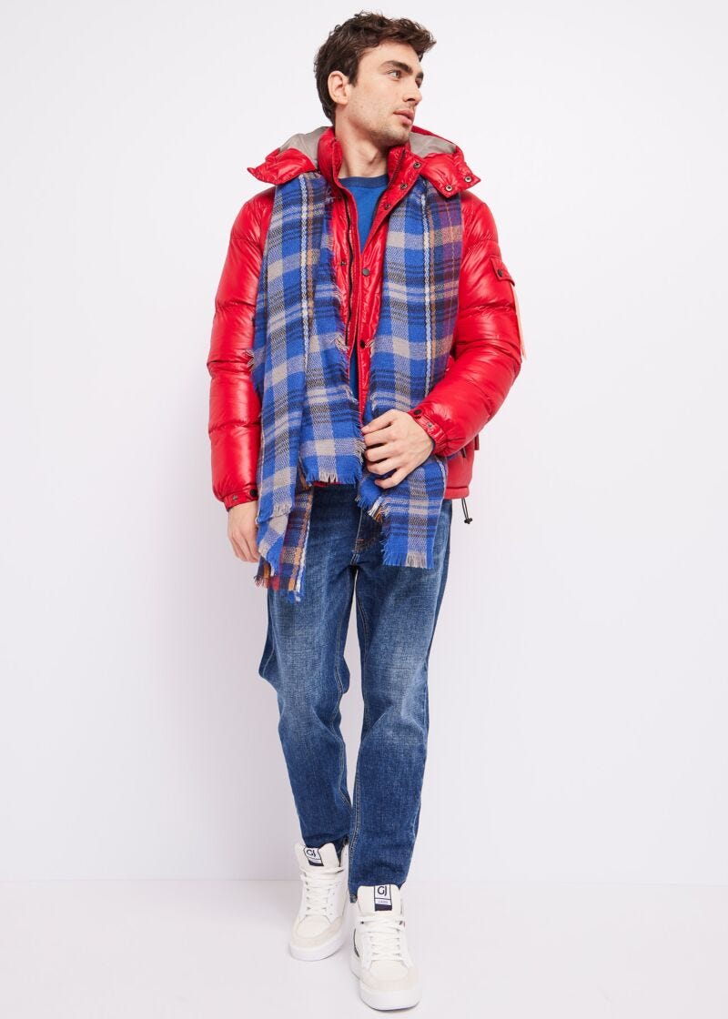 Maglia con bordi a contrasto