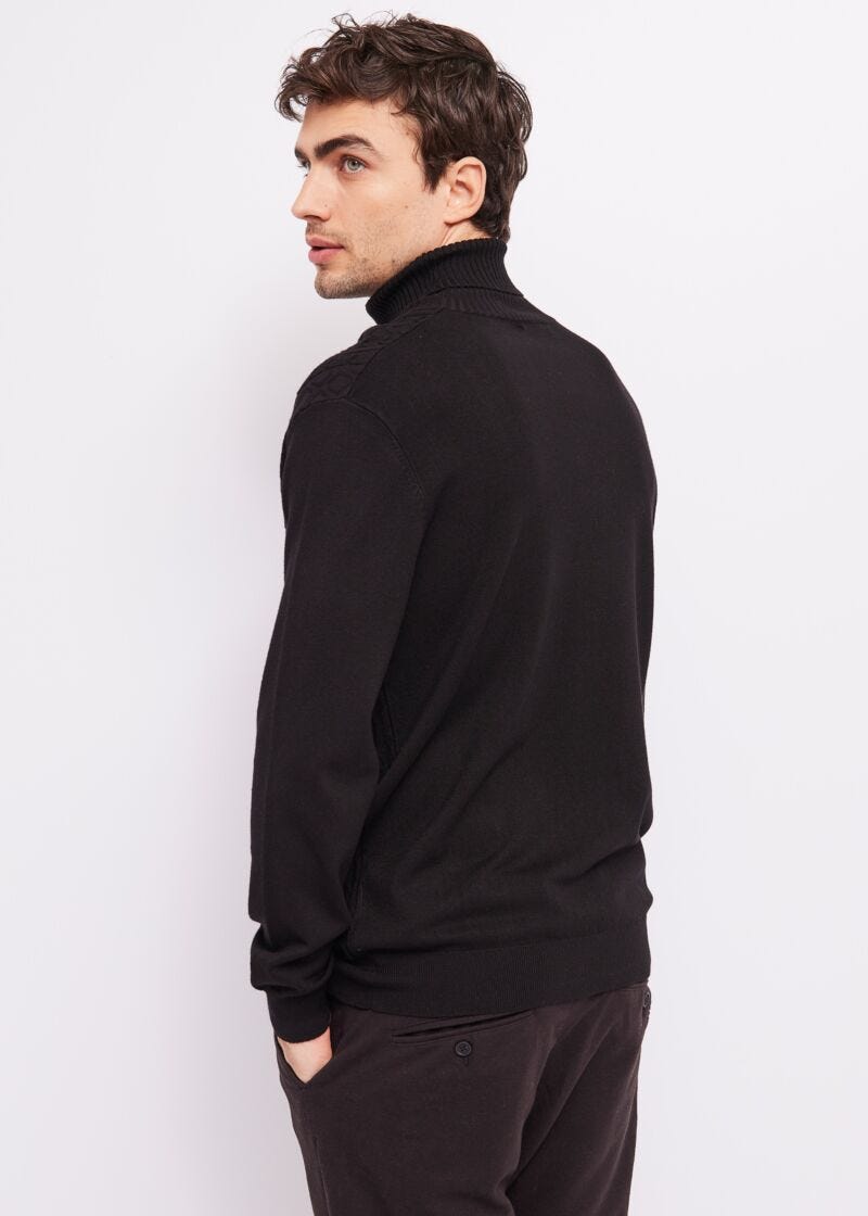 Maglione a collo alto