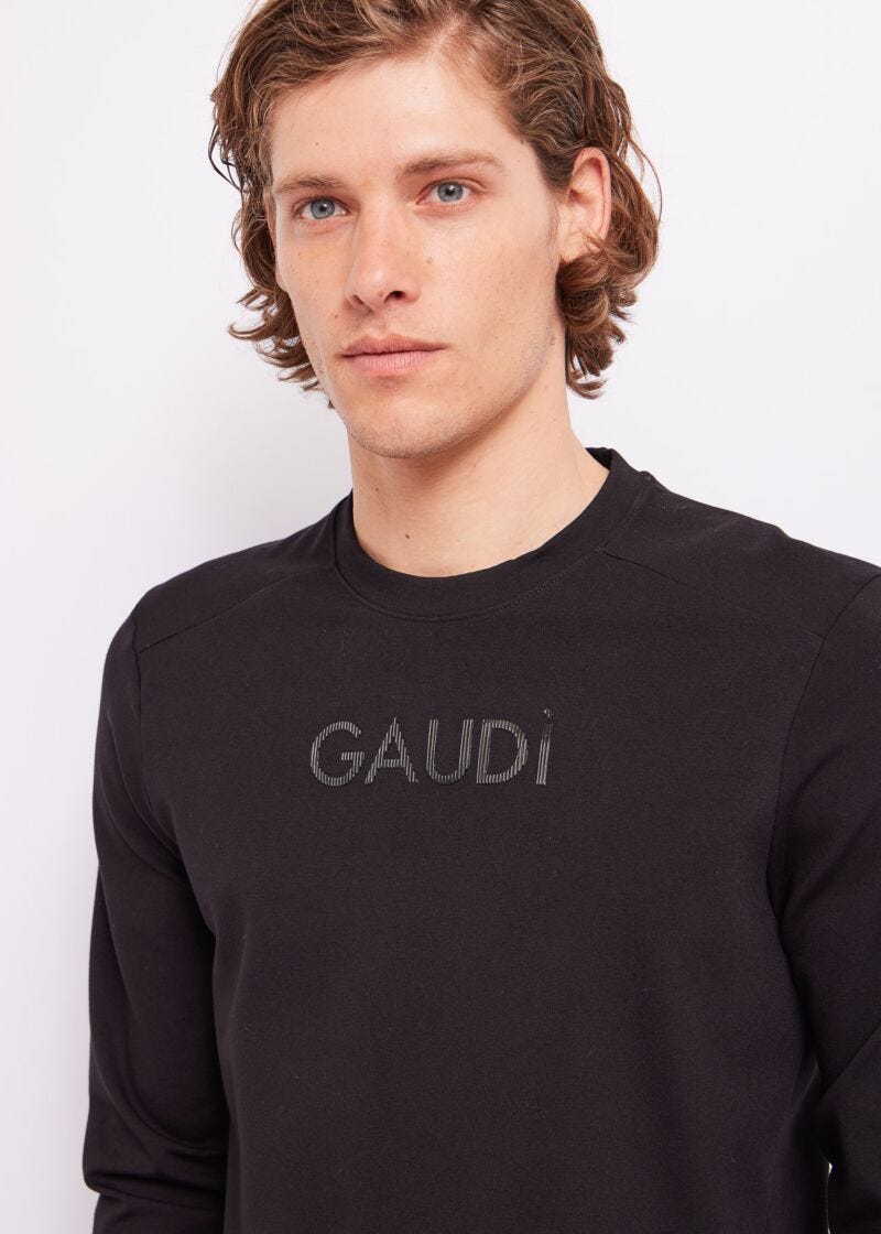 Sweatshirt with logo