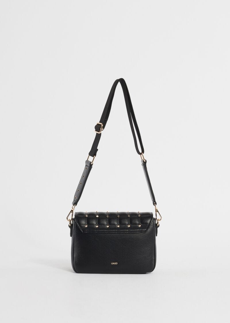 Sac à bandoulière matelassé avec clous