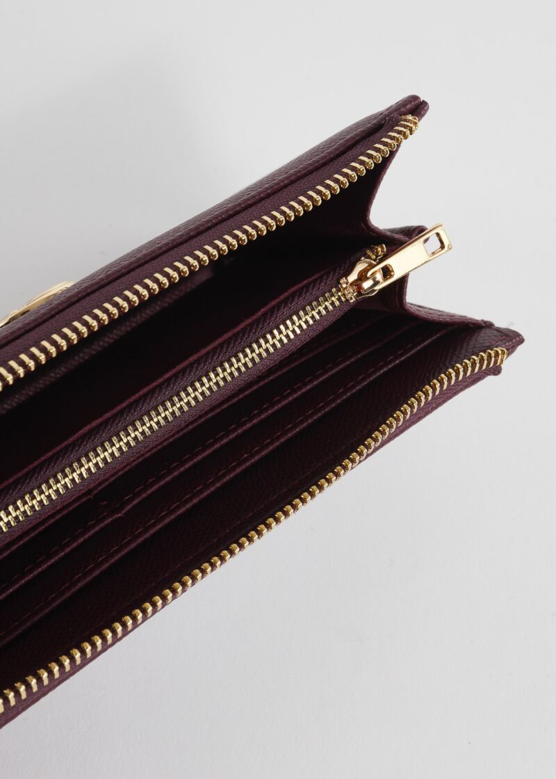 Zip-around wallet