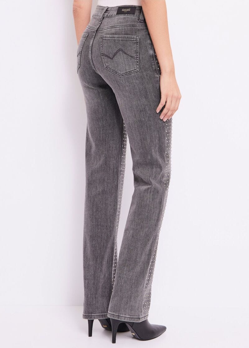 Straight jeans with rhinestones