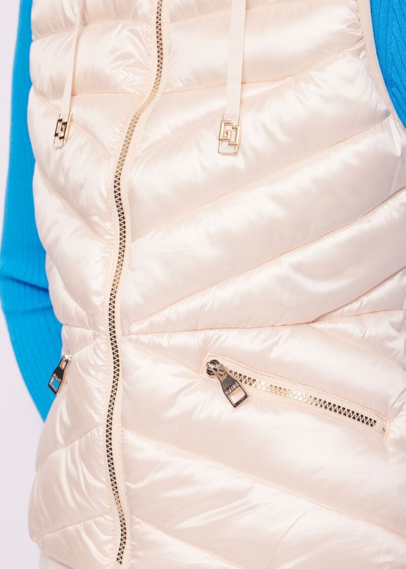 Padded gilet in shiny nylon