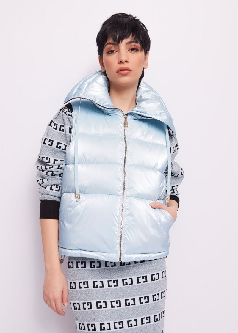 Light blue nylon added gilet