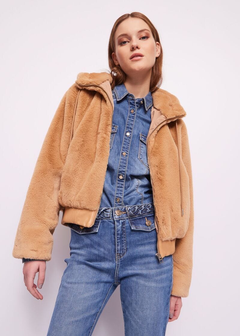 Veste en fourrure synthétique