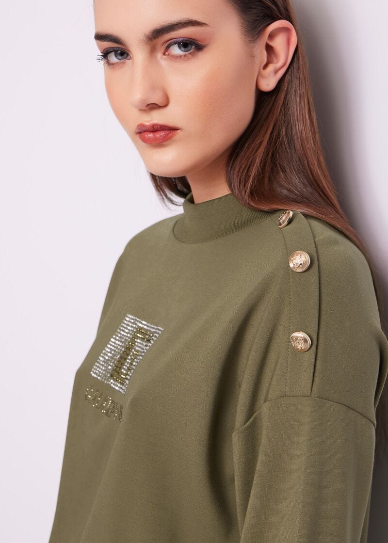 Sweat-shirt vert avec boutons