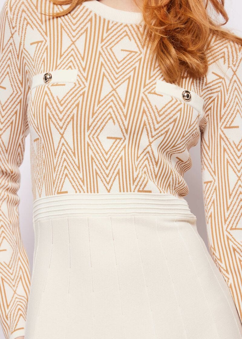 Vestito beige in maglia jacquard