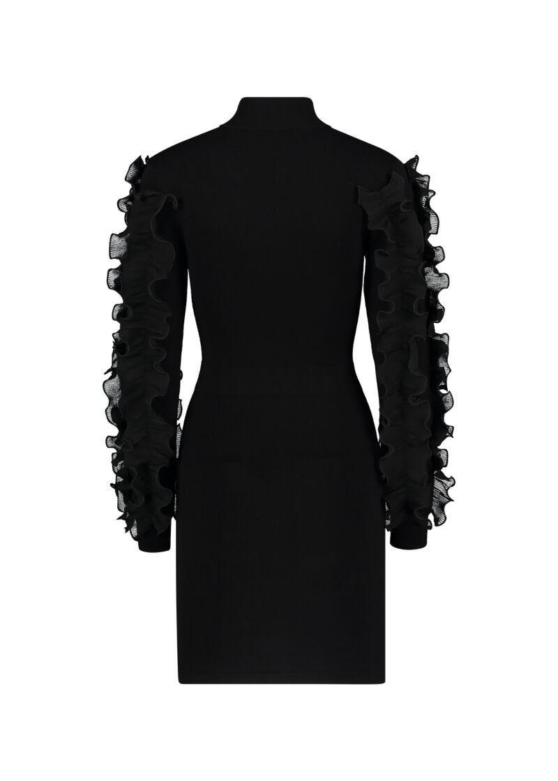 Robe noire en maille avec ruchés