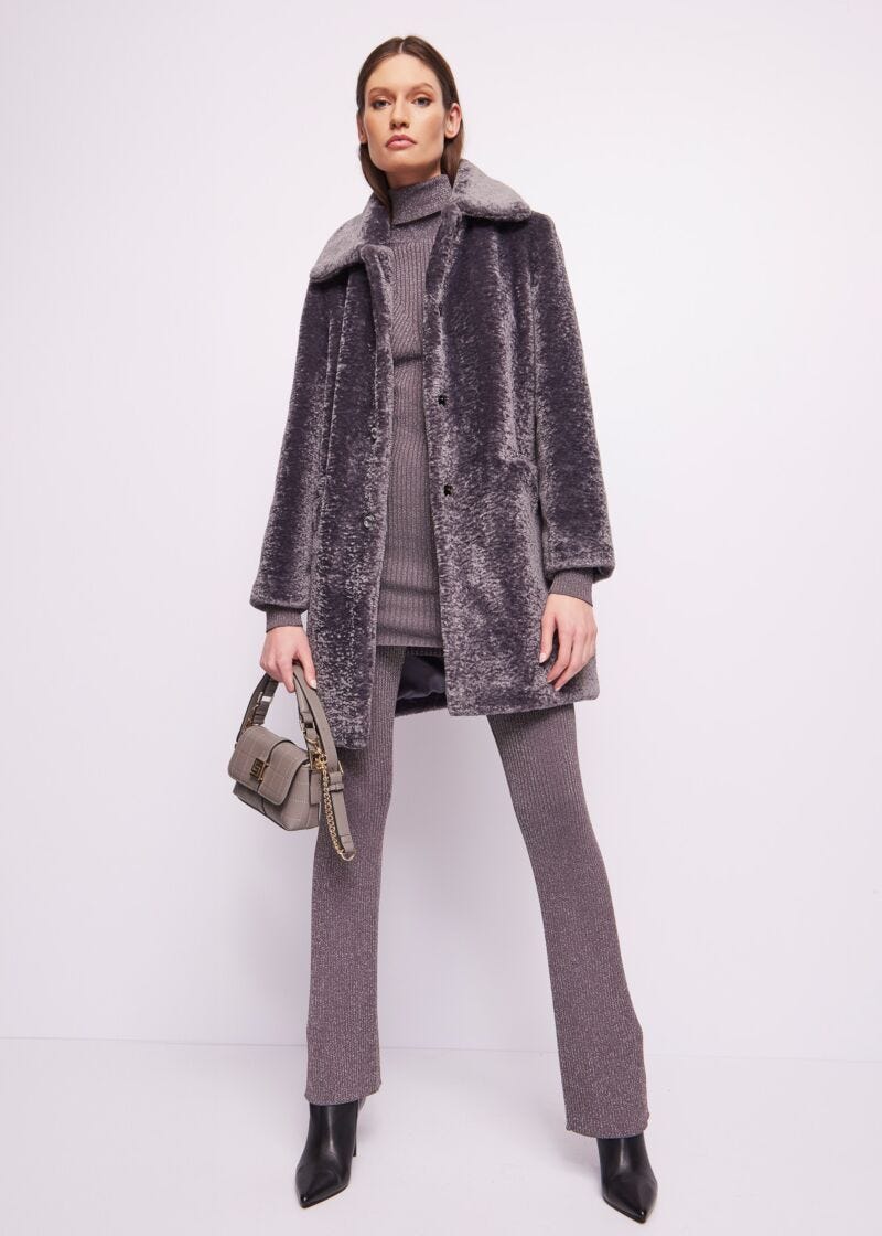 Cappotto in pelliccia sintetica