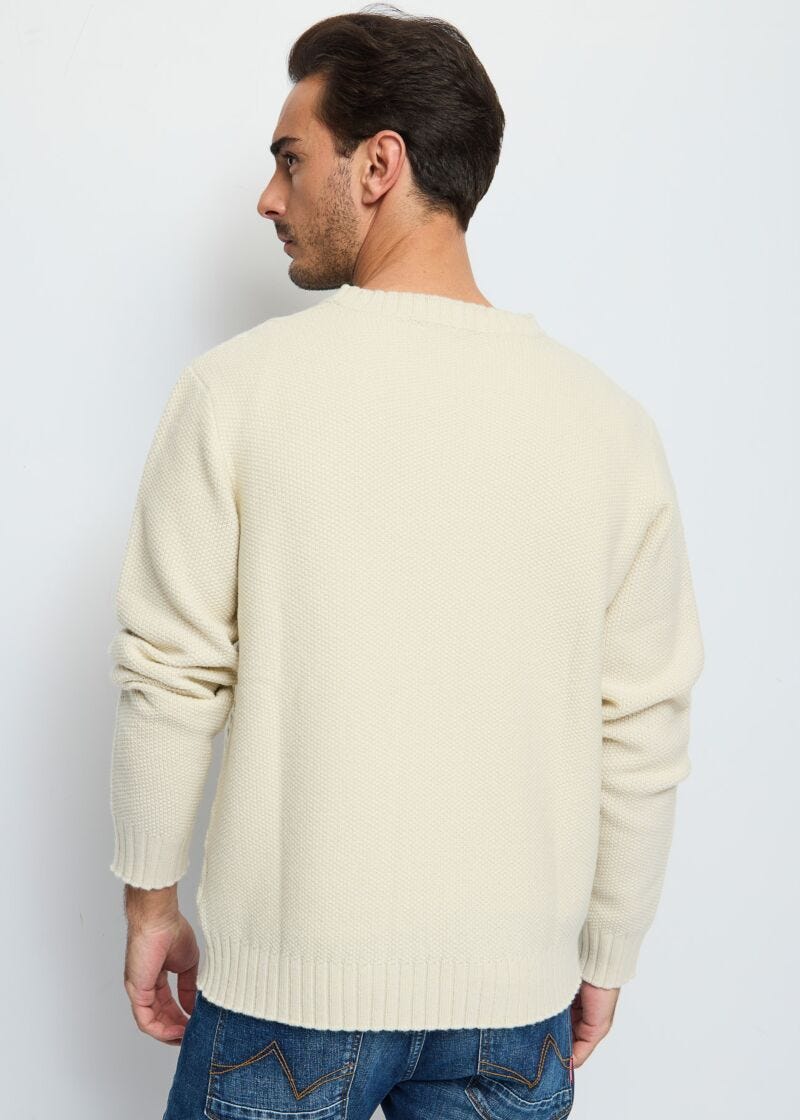 Pull blanc en laine mélangée