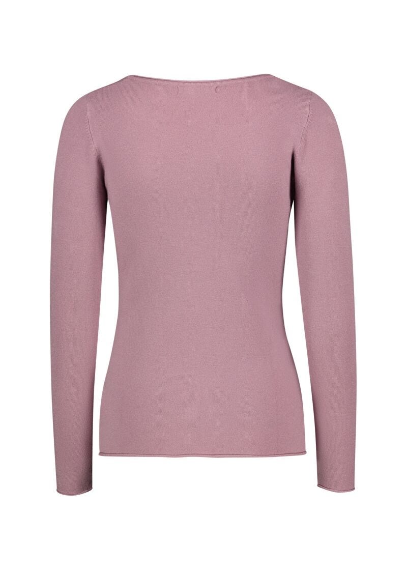 Long-sleeved neckline shirt