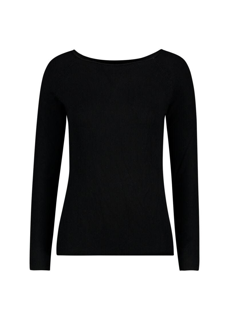 Long-sleeved neckline shirt