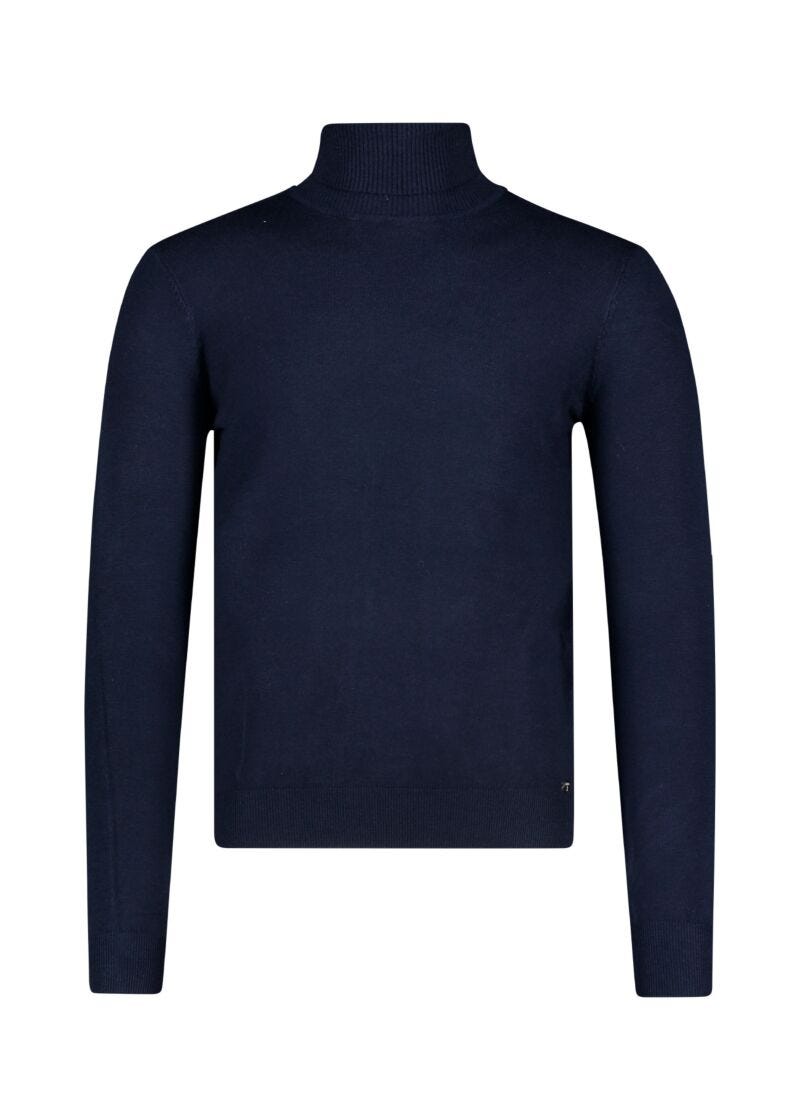 Turtle neck jumper