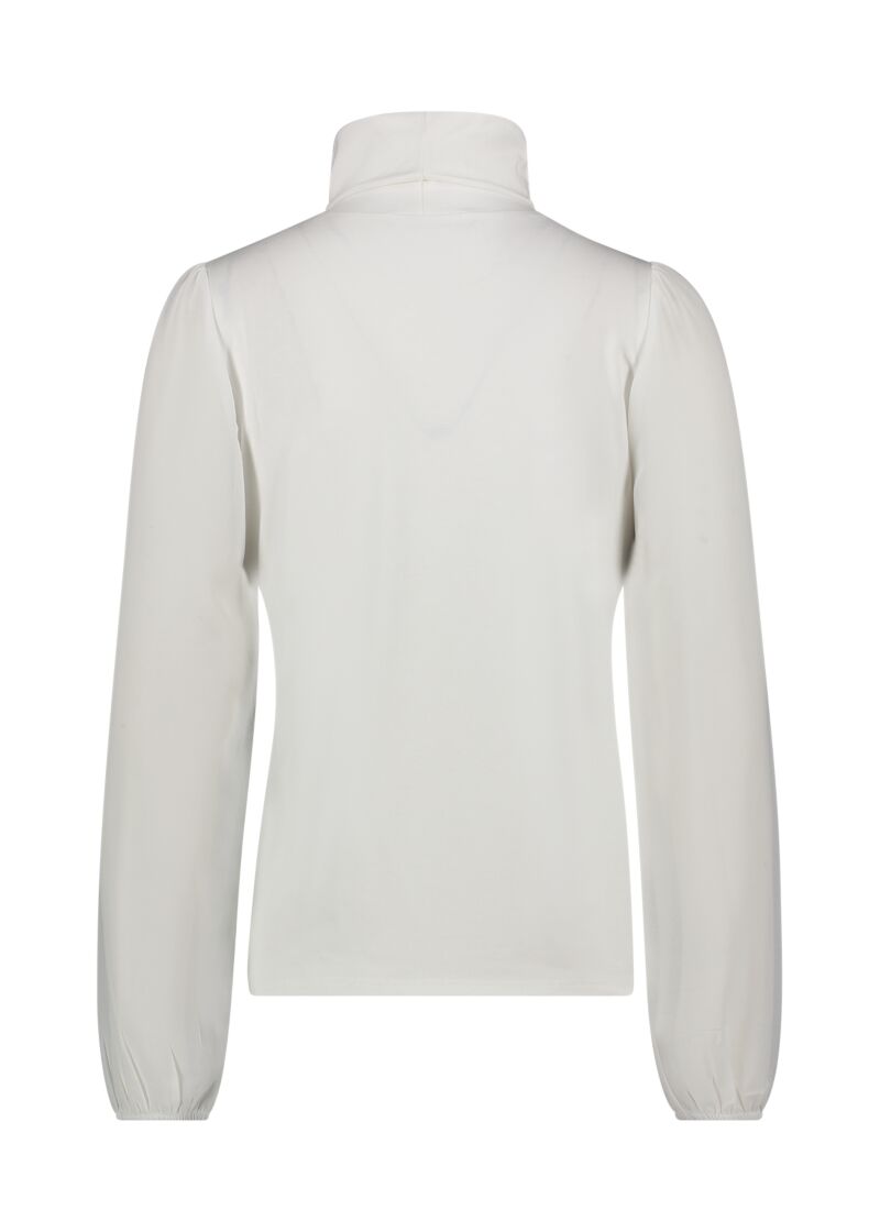 White jersey tshirt with logo