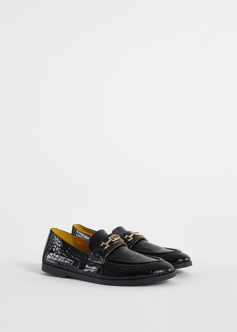 Loafers with crocodile print