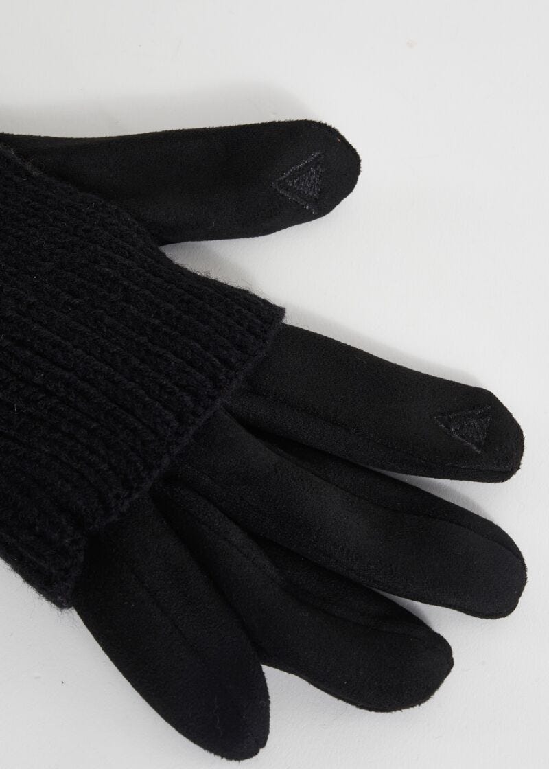 Guantes negros con mangas