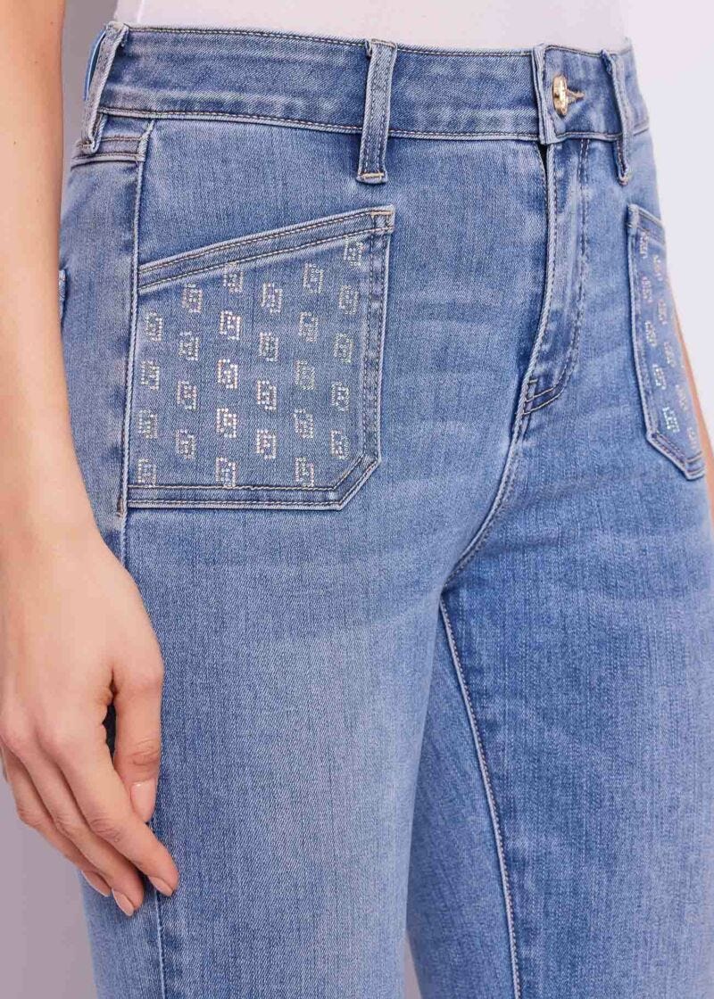 Vaqueros acampanados cropped en algodón para mujer
