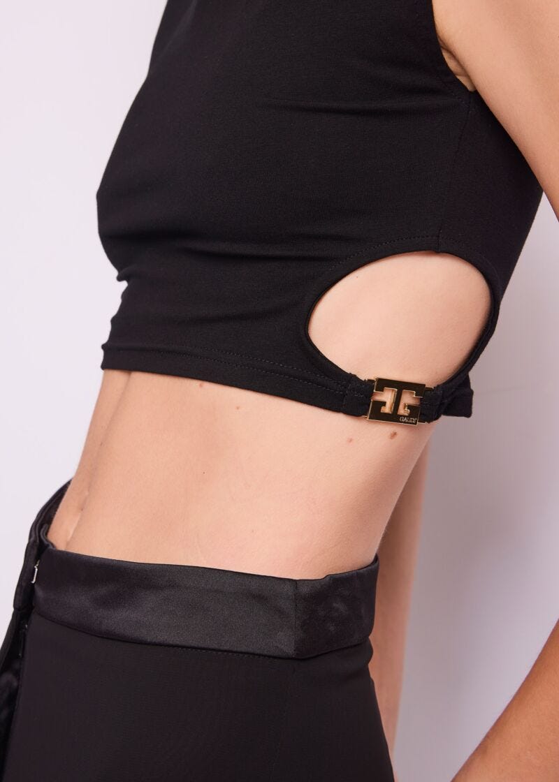 Camiseta negra de algodón para mujer