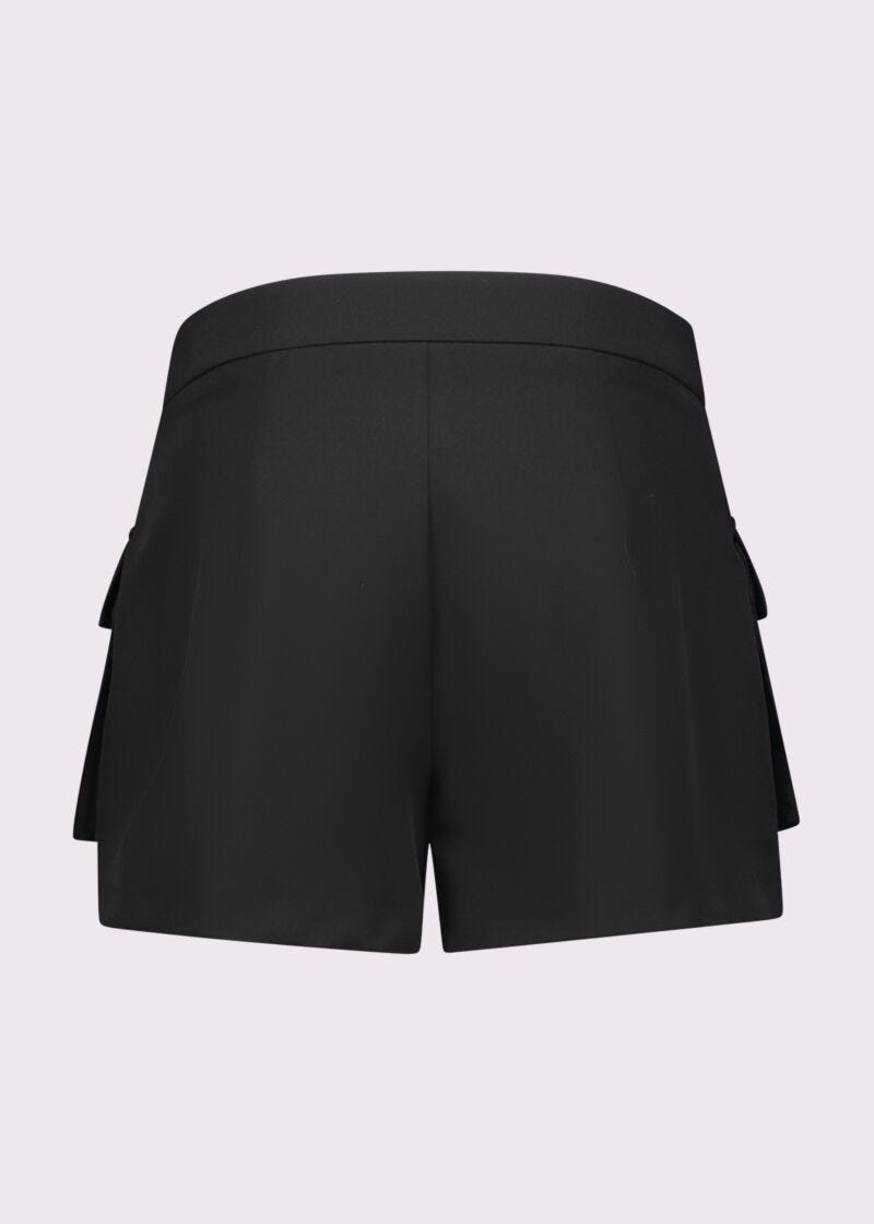 Shorts da donna neri con tasche