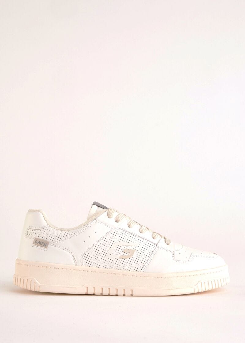 Baskets blanches en matière synthétique