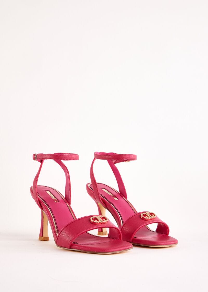 Sandales fuchsia en matière synthétique