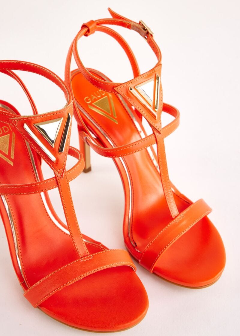 Sandali arancioni in pelle
