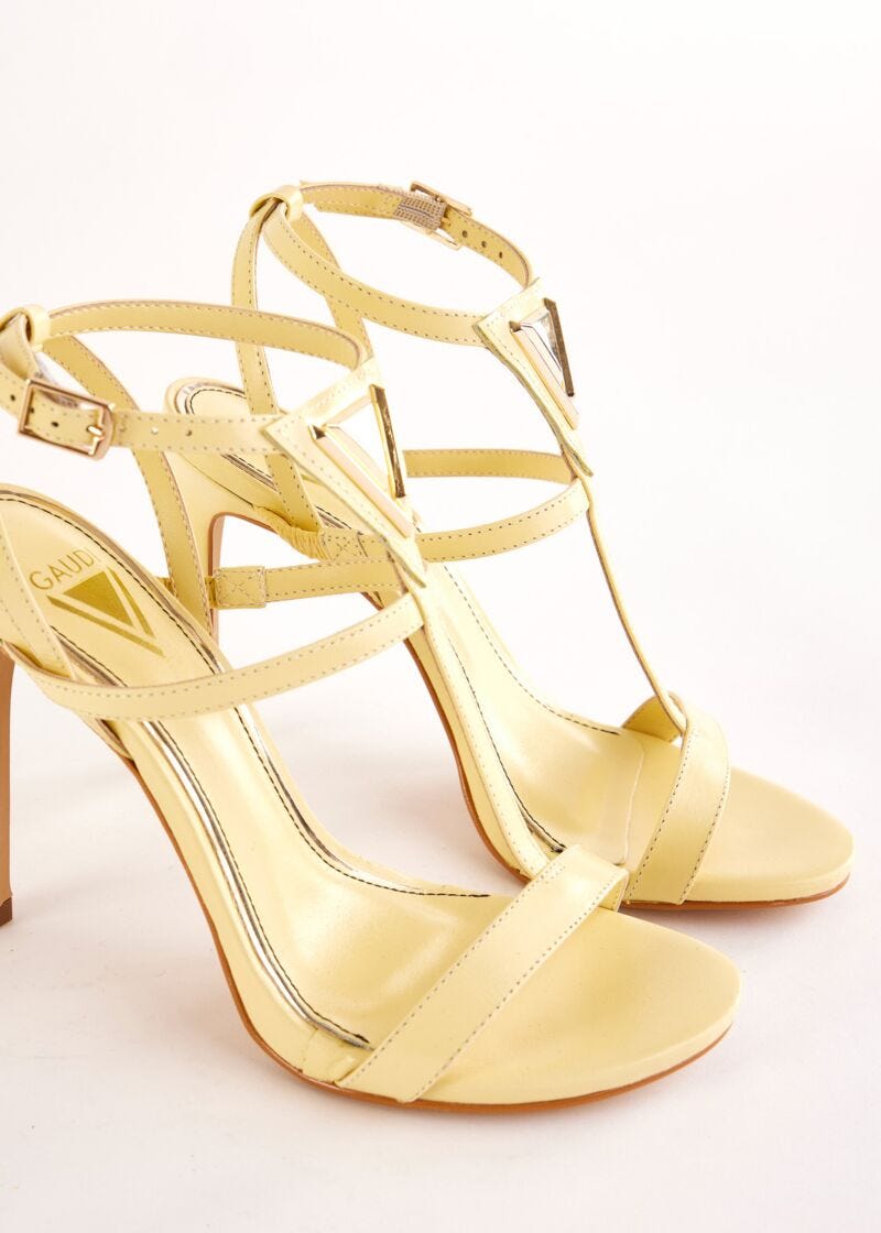 Sandali gialli in pelle