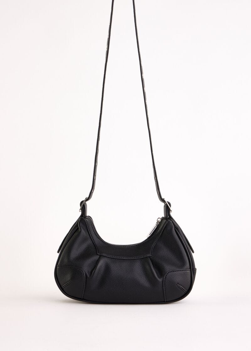 Sac à bandoulière noir avec clous