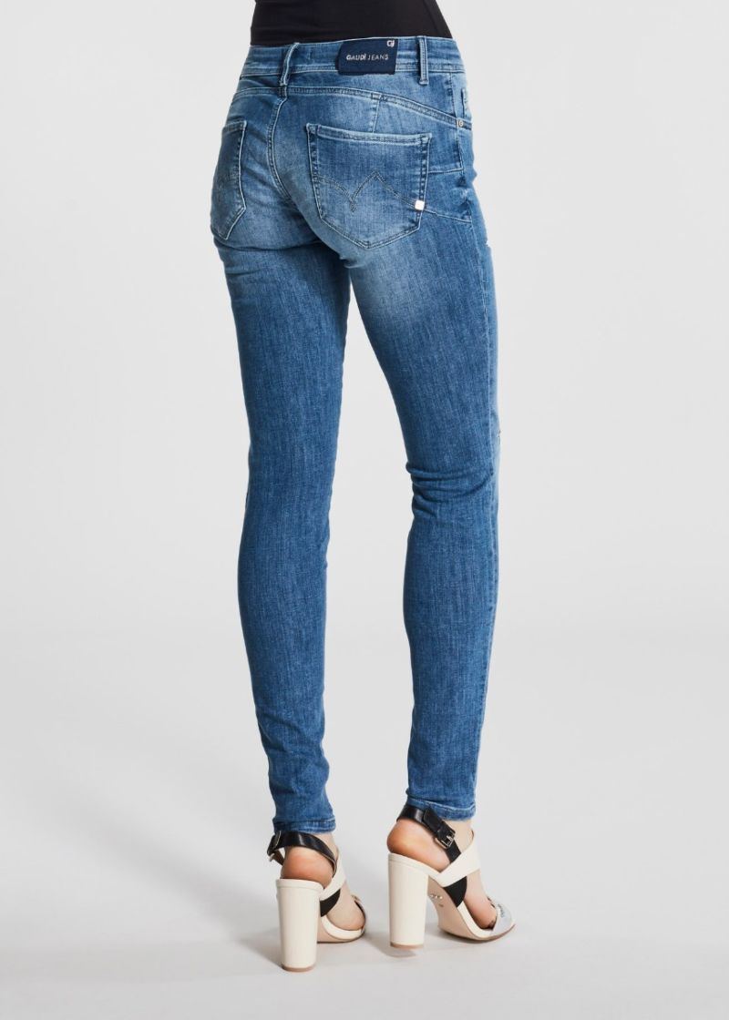 Jeans skinny con ricamo