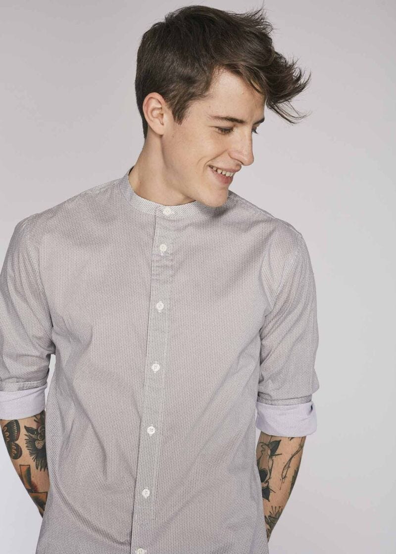 Shirt with mandarin collar 