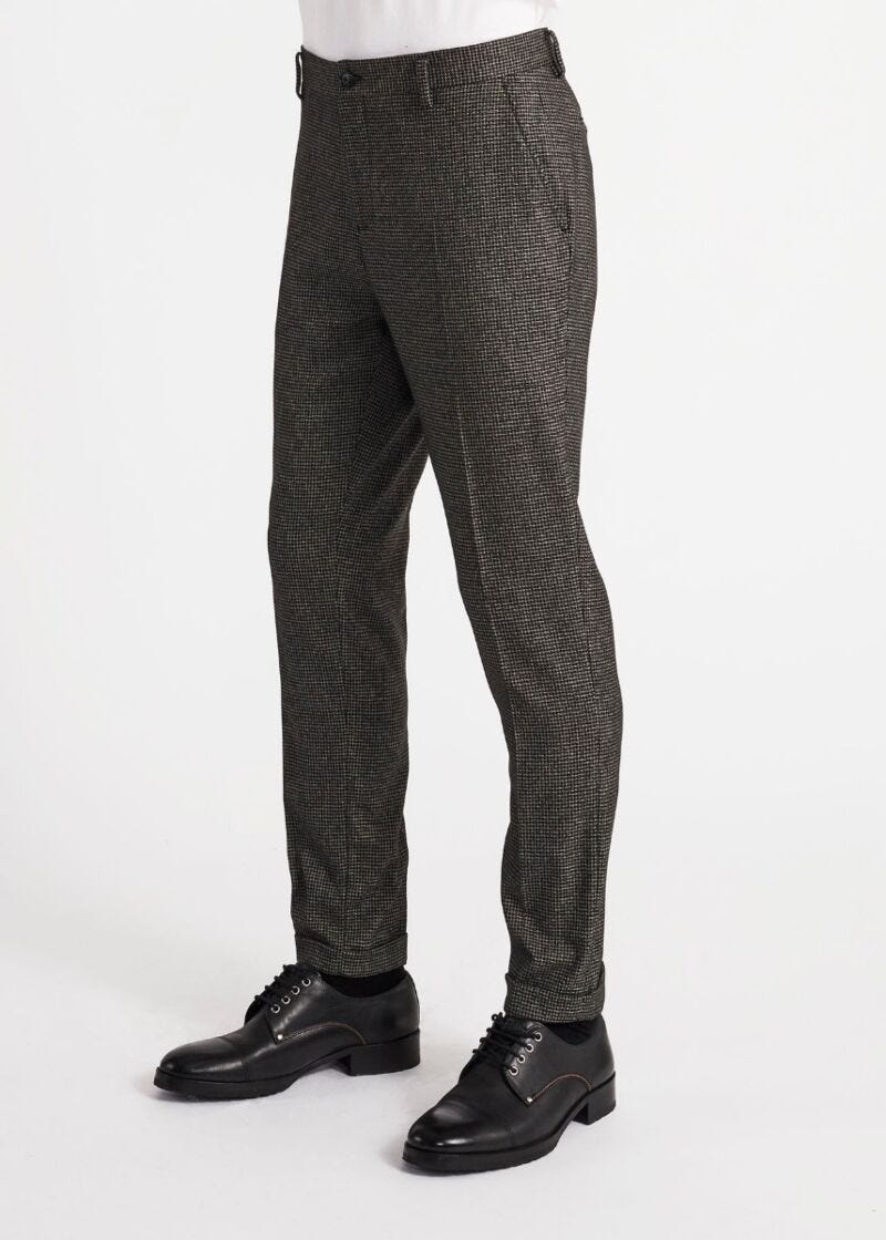 Houndstooth motif suit