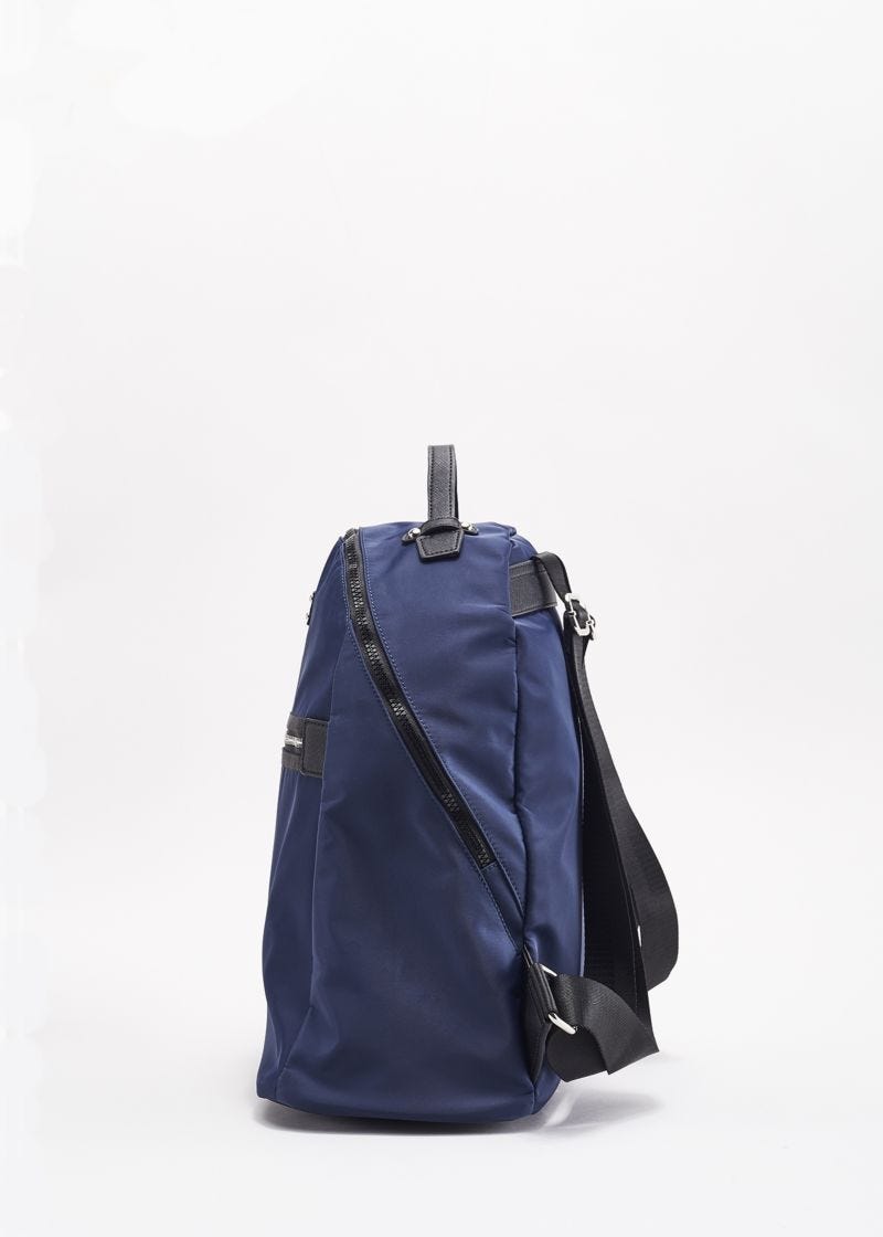 Nylon backpack 